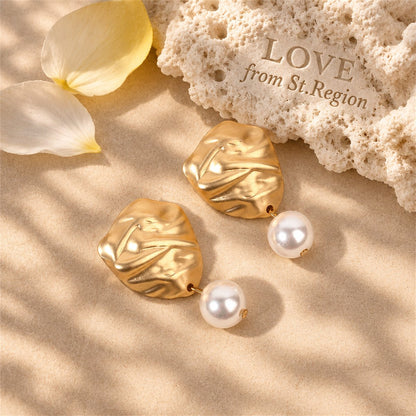 Pearl and 18K Gold-Plated Wrinkle Drop Earrings, gold drop earrings for women, elegant gift for her, lifestyle look