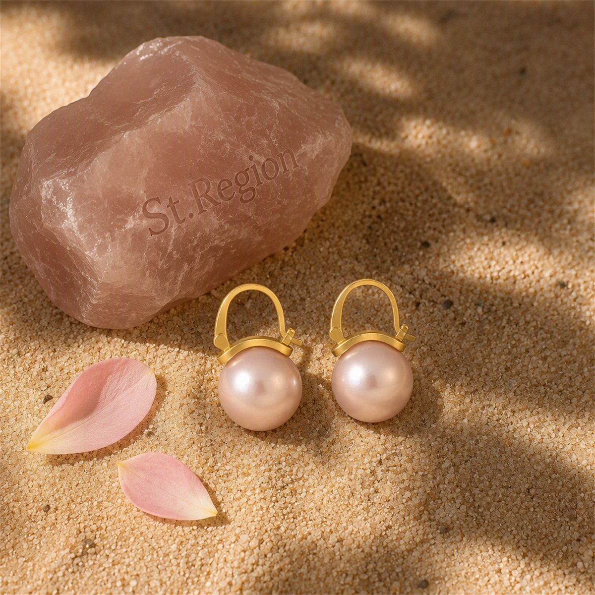 Champagne Pearl and 18K Gold-Plated Huggie Earrings, gold huggie earrings, vintage-inspired design, detail close-up