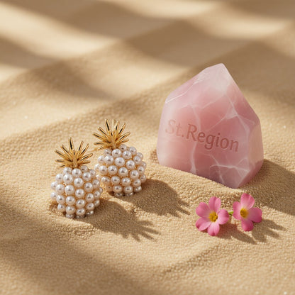 Pearl and 18K Gold-Plated Pineapple Stud Earrings, gold stud earrings for women, vintage-inspired design, detail close-up