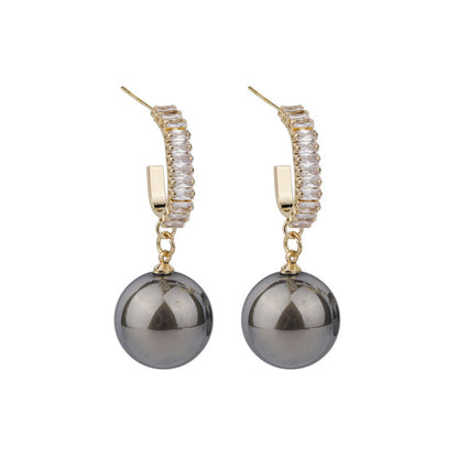 Gray Pearl and 18K Gold-Plated Drop Earrings, gold drop earrings for women, elegant gift for her, side view