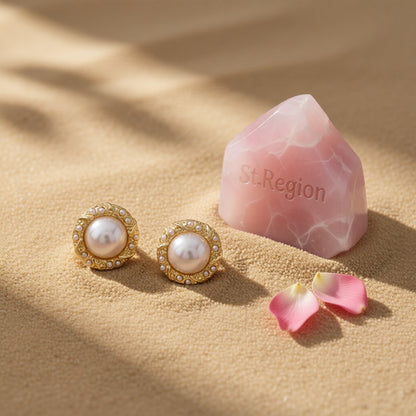 Pearl and 18K Gold-Plated Round Stud Earrings, gold stud earrings for women, vintage-inspired design, detail close-up