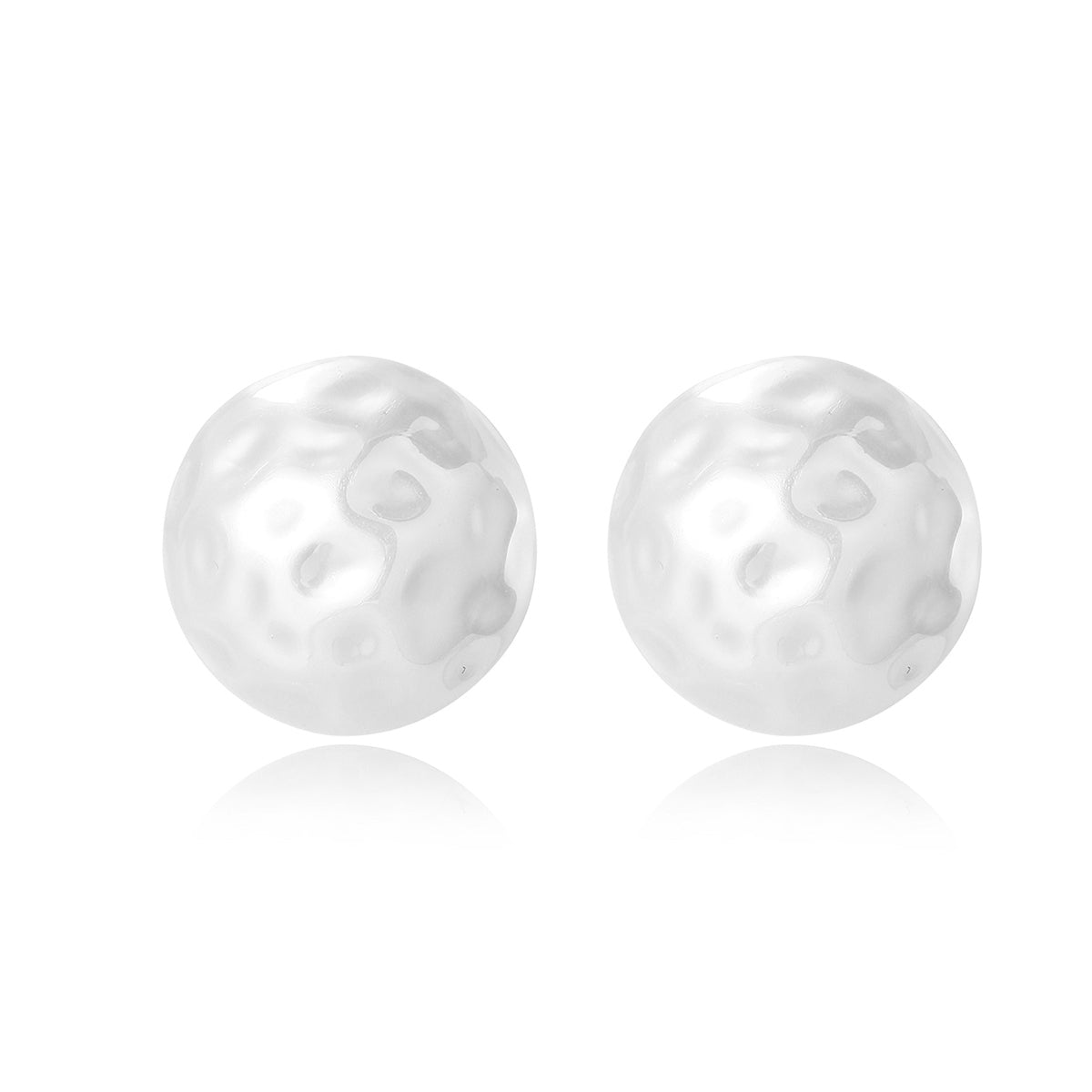 Pearl & Silver-Plated Hammered Round Stud Earrings