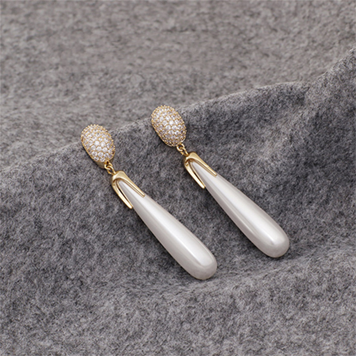 Cubic Zirconia and Pearl 18K Gold-Plated Drop Earrings, gold drop earrings for women, vintage-inspired design, lifestyle look