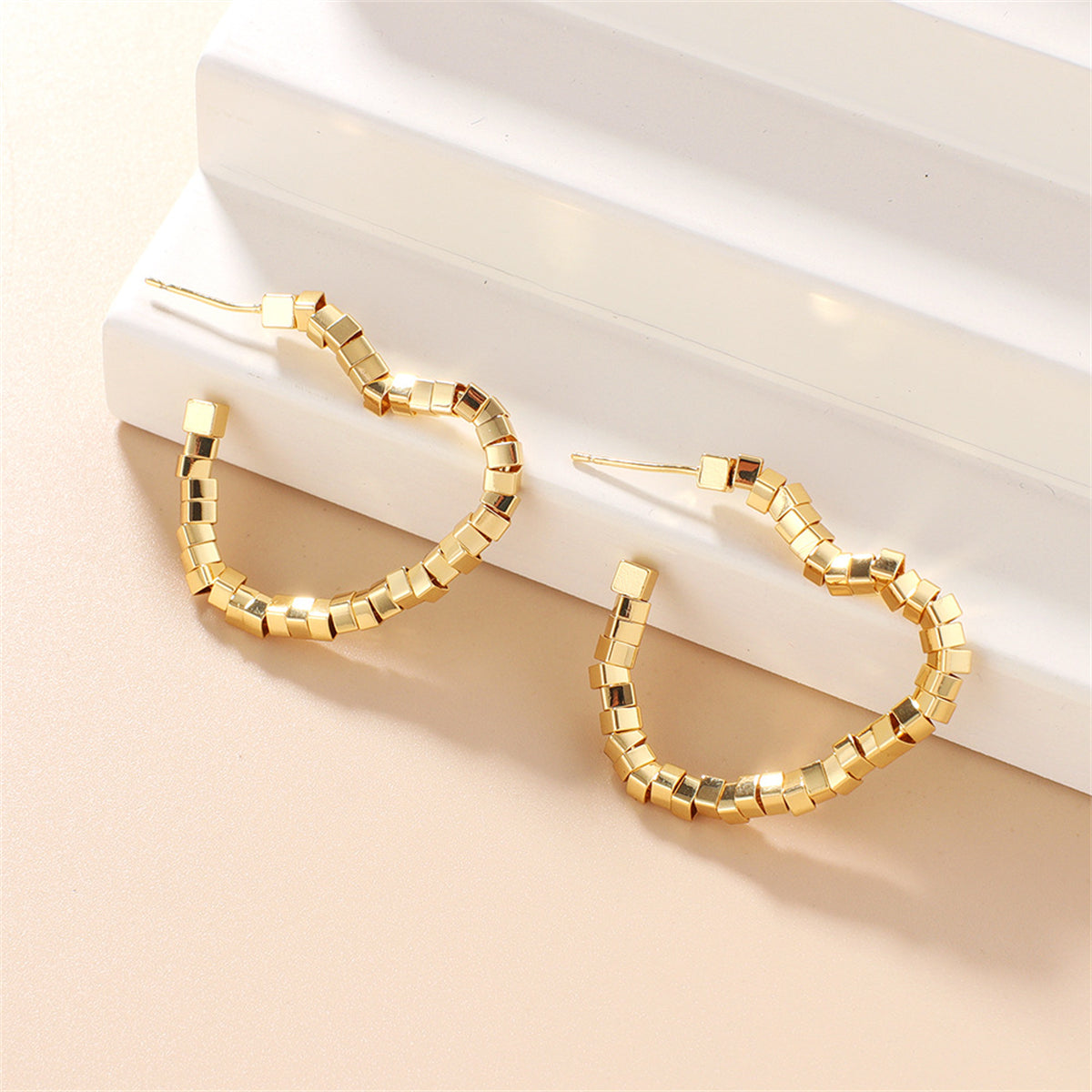 18K Gold-Plated Heart Hoop Earrings, gold drop earrings for women, everyday style, detail close-up