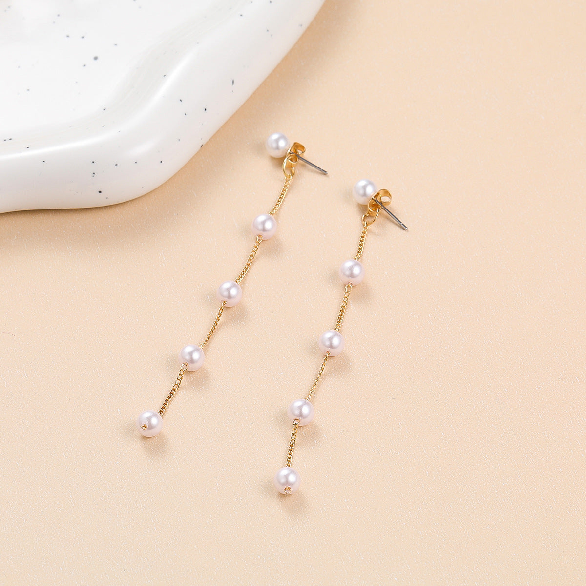 Pearl and 18K Gold-Plated Link-Beaded Drop Earrings, gold drop earrings for women, vintage-inspired design, side view