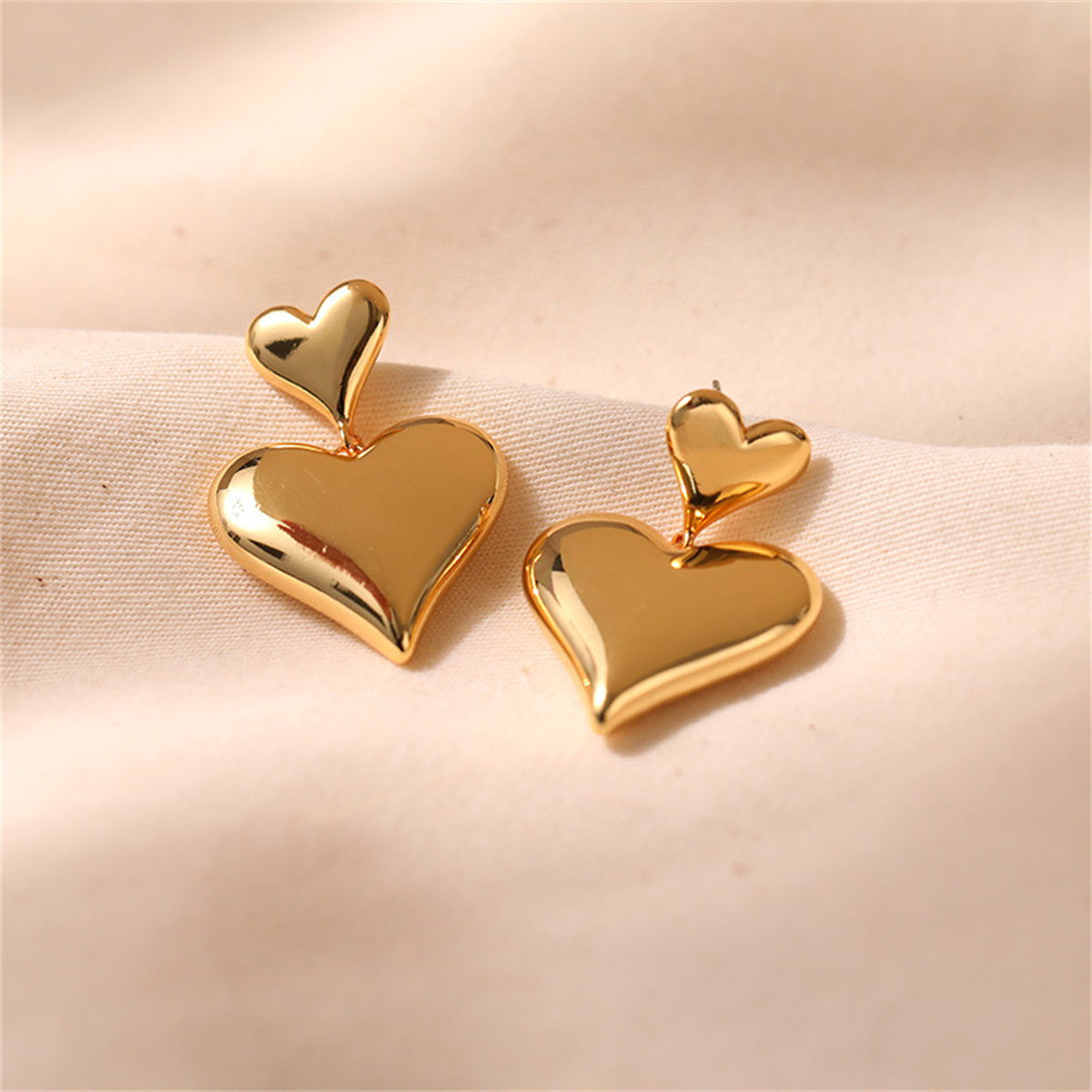18K Gold-Plated Double Heart Drop Earrings, gold drop earrings for women, dainty minimalist design, detail close-up
