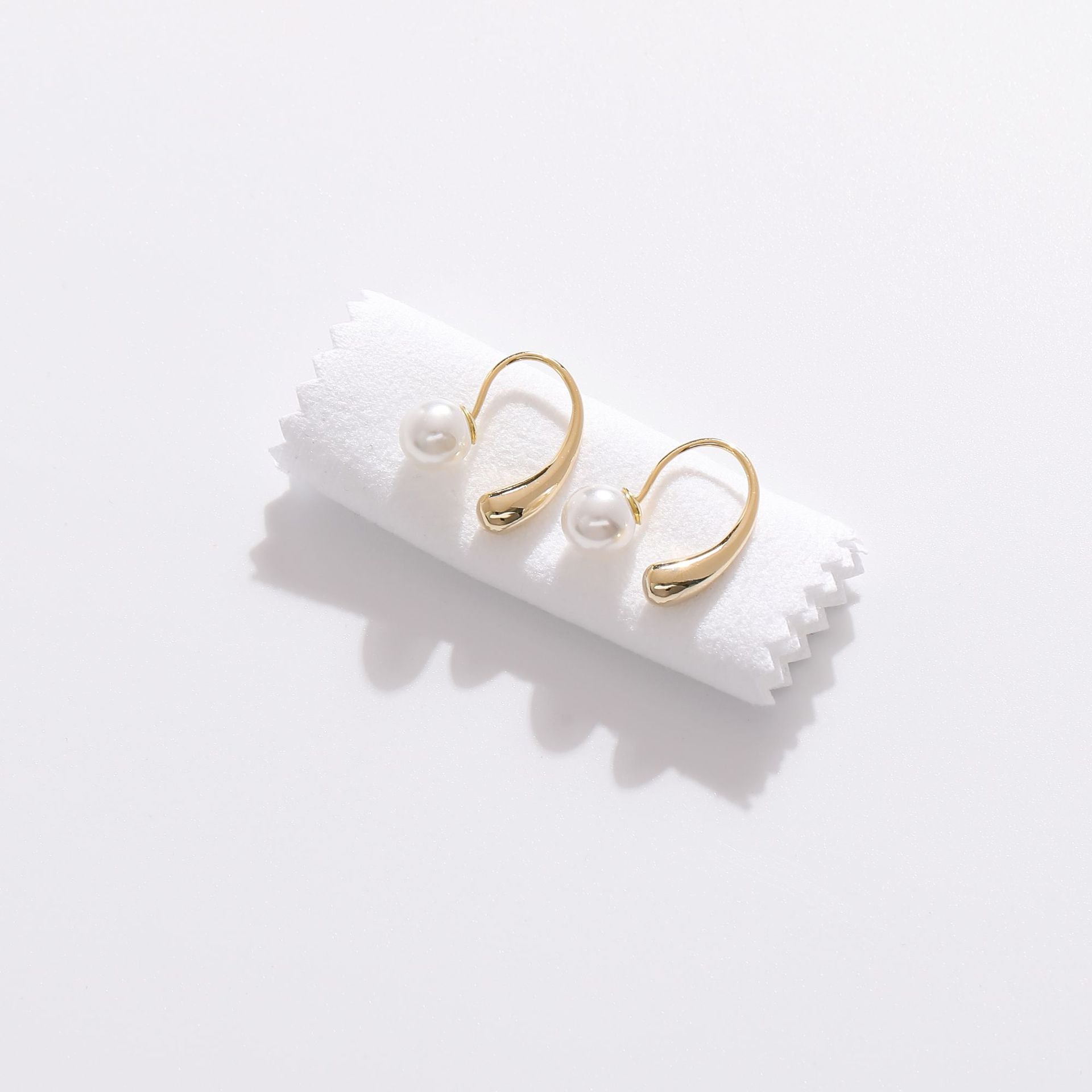 Pearl & 18K Gold-Plated Ear Jackets