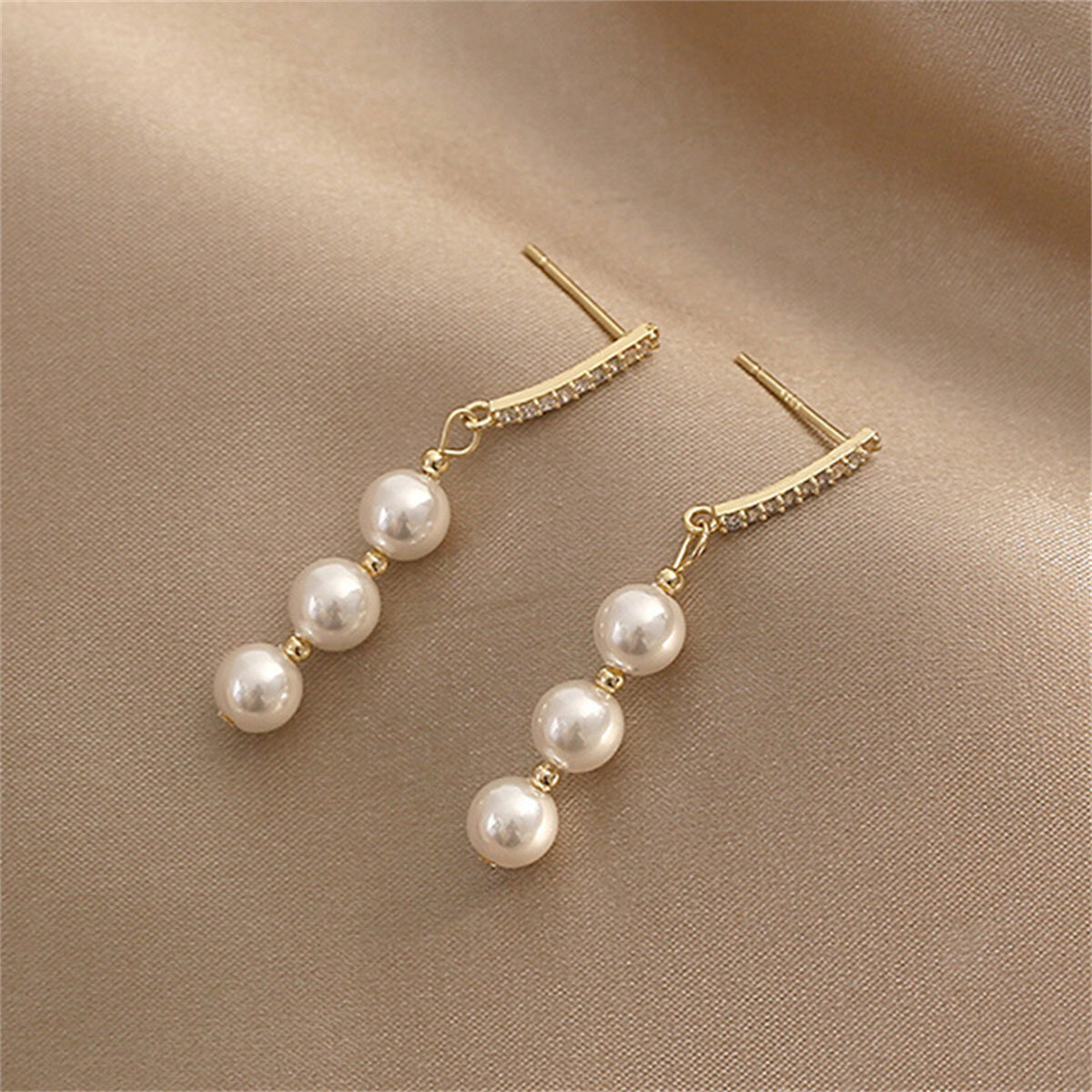 Pearl and Cubic Zirconia 18K Gold-Plated Drop Earrings, gold drop earrings for women, elegant gift for her, lifestyle look