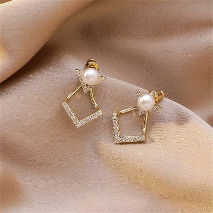Pearl and Cubic Zirconia 18K Gold-Plated Rhombus Ear Jackets, gold drop earrings for women, lifestyle look