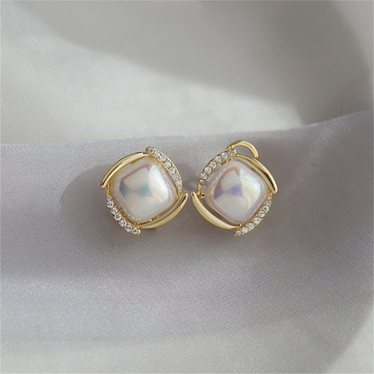 Pearl and Cubic Zirconia Rhombus Stud Earrings, stud earrings for women, dainty minimalist design, side view