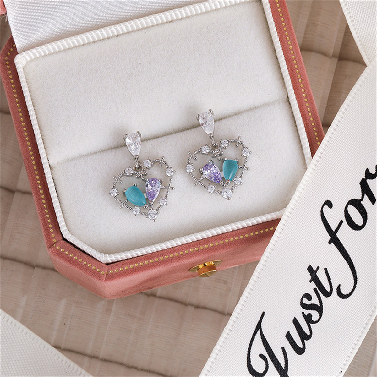 Cat's Eye and Crystal Cubic Zirconia Silver-Plated Heart Drop Earrings, silver drop earrings for women, detail close-up