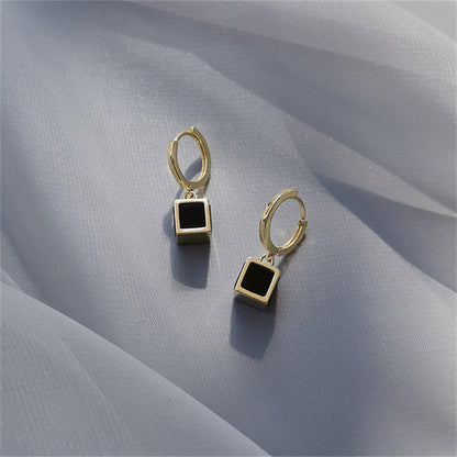 Black Acrylic and 18K Gold-Plated Cube Huggie Earrings, gold huggie earrings, elegant gift for her, detail close-up