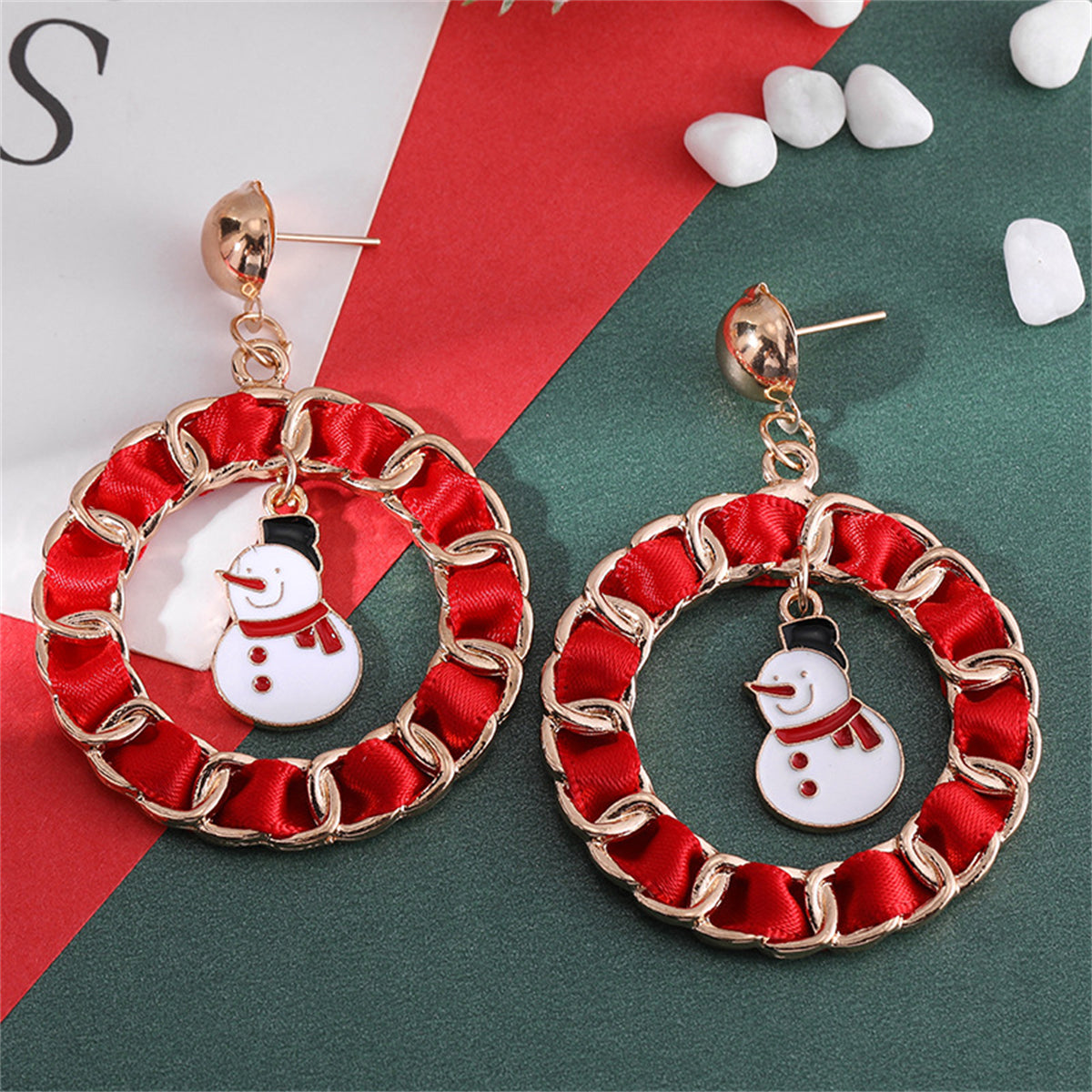 Red Enamel and Polyster 18K Gold-Plated Snowman Curb Chain Circle Drop Earrings, gold drop earrings for women, lifestyle look