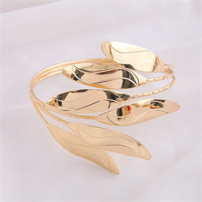 18K Gold-Plated Branched Arm Cuff, elegant gift for her, lifestyle look