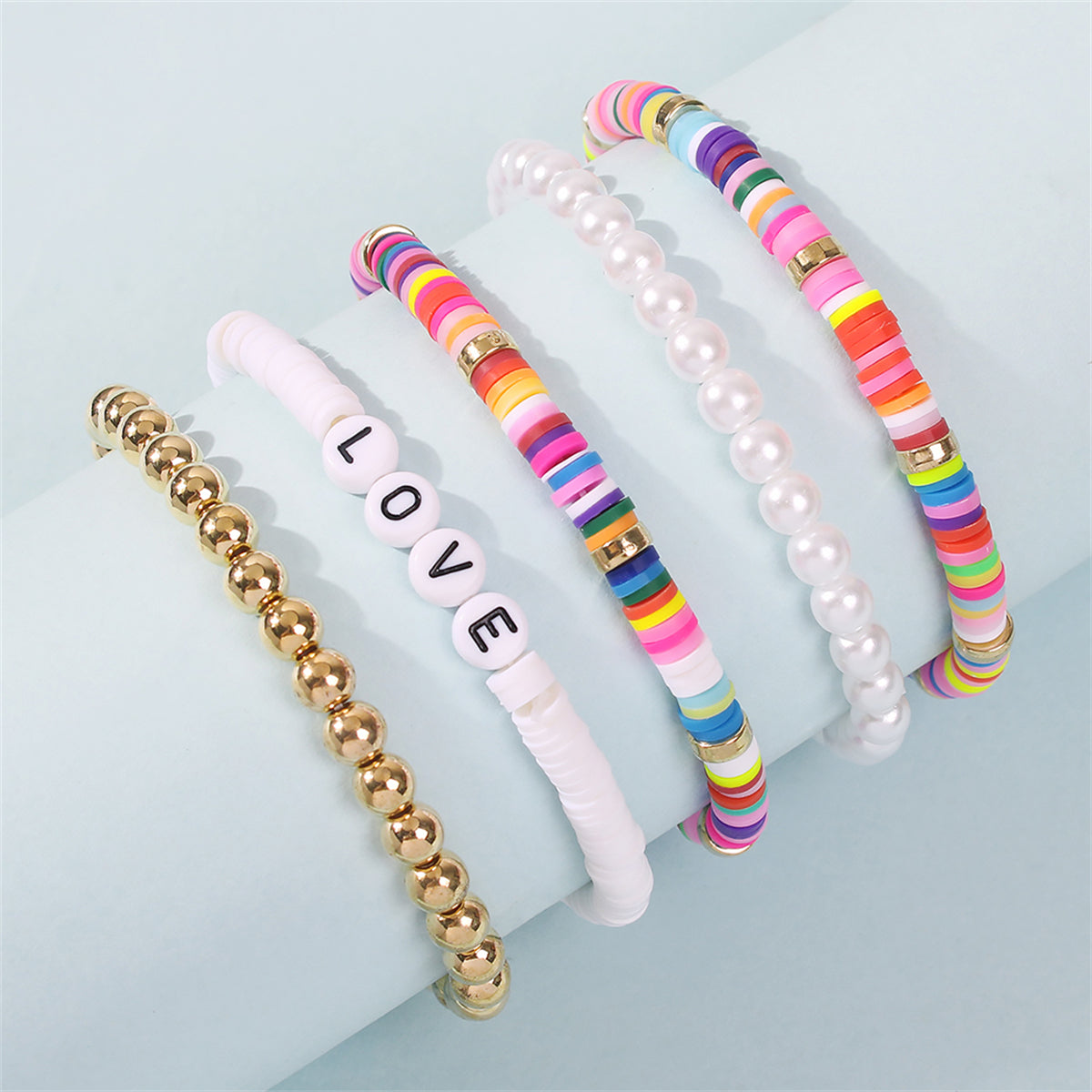 Pearl and 18K Gold-Plated 'Love' Stretch Bracelet Set, gold bracelet for women, elegant gift for her, detail close-up