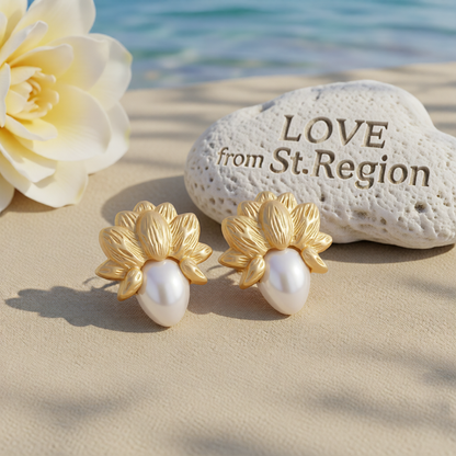 Pearl & 18K Gold-Plated Botanical Stud Earring