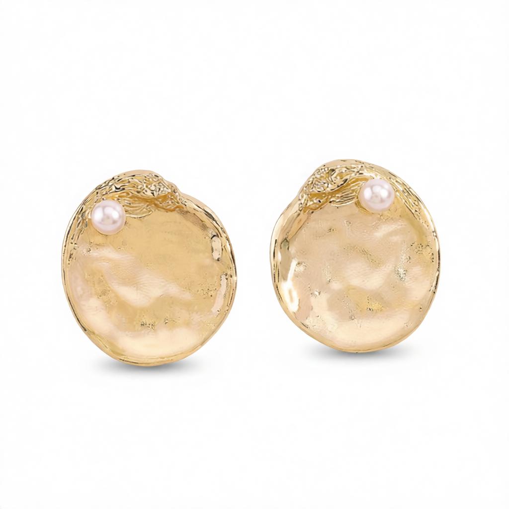 Pearl and 18K Gold-Plated Textured Round Stud Earrings, cubic zirconia stud earrings for women, everyday style, side view