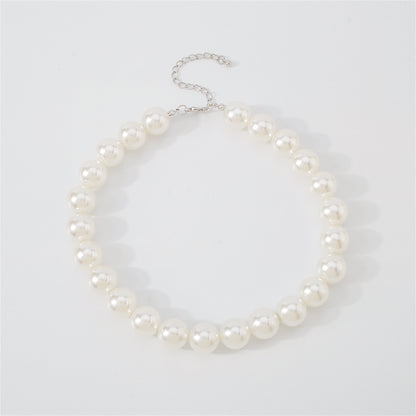Pearl and Silver-Plated Necklace, silver pendant necklace for women, everyday style, lifestyle look
