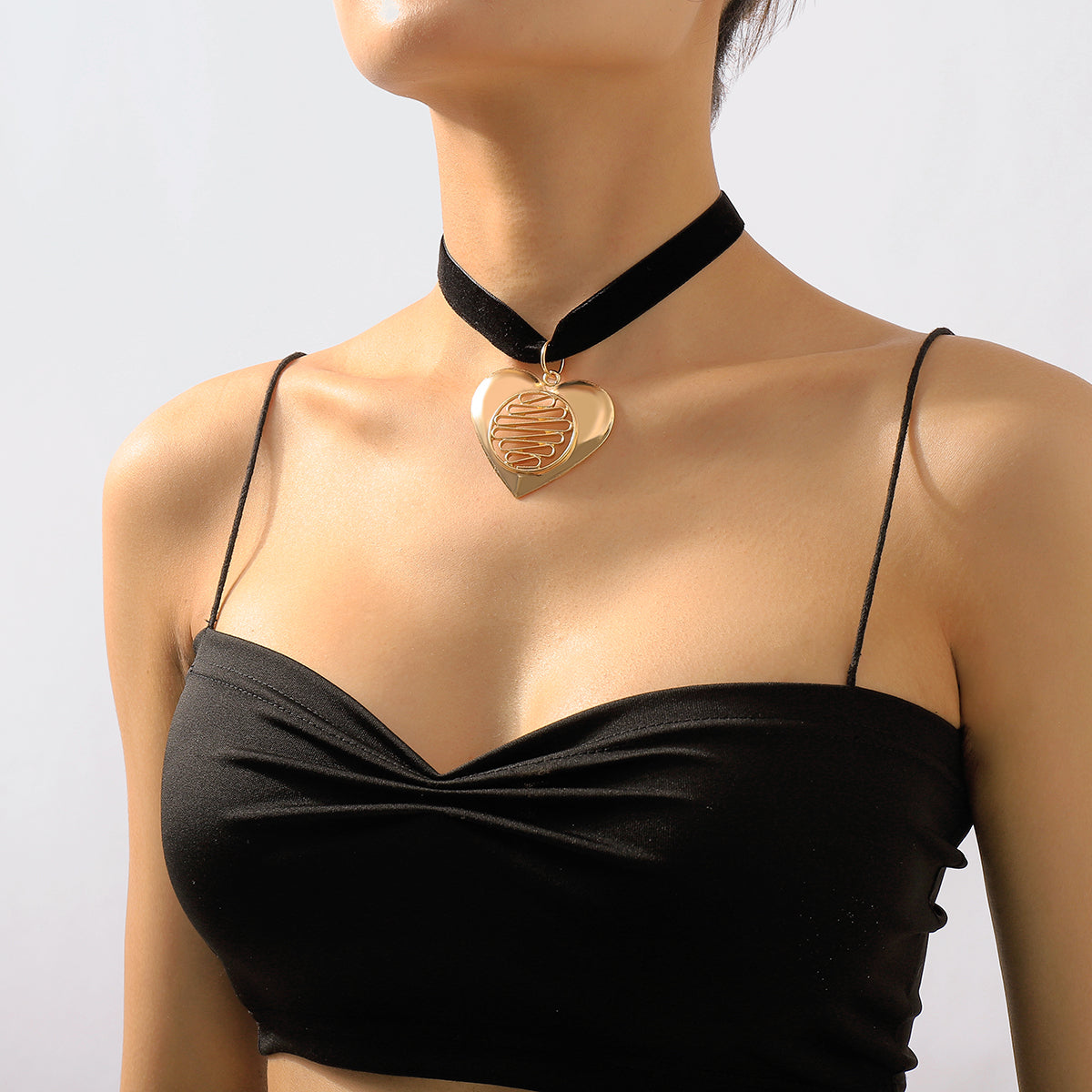 Black Nylon and 18K Gold-Plated Stripped Heart Choker Necklace, gold pendant necklace for women, detail close-up