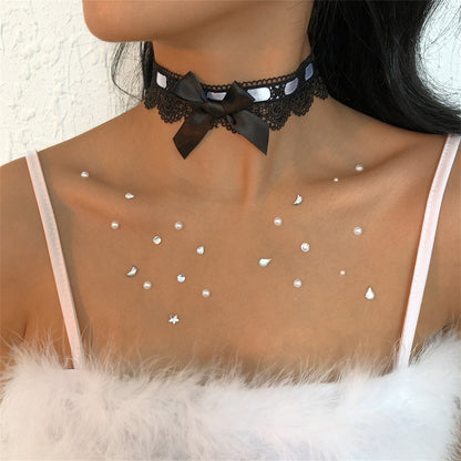 Black and White Bow Choker, chunky choker necklace, dainty minimalist design, detail close-up