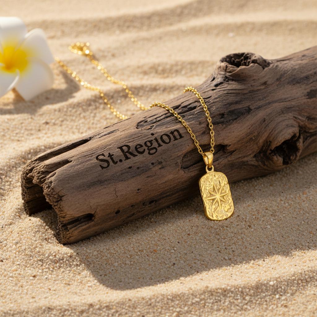 18K Gold-Plated Star Card Pendant Necklace, gold pendant necklace for women, dainty minimalist design, detail close-up