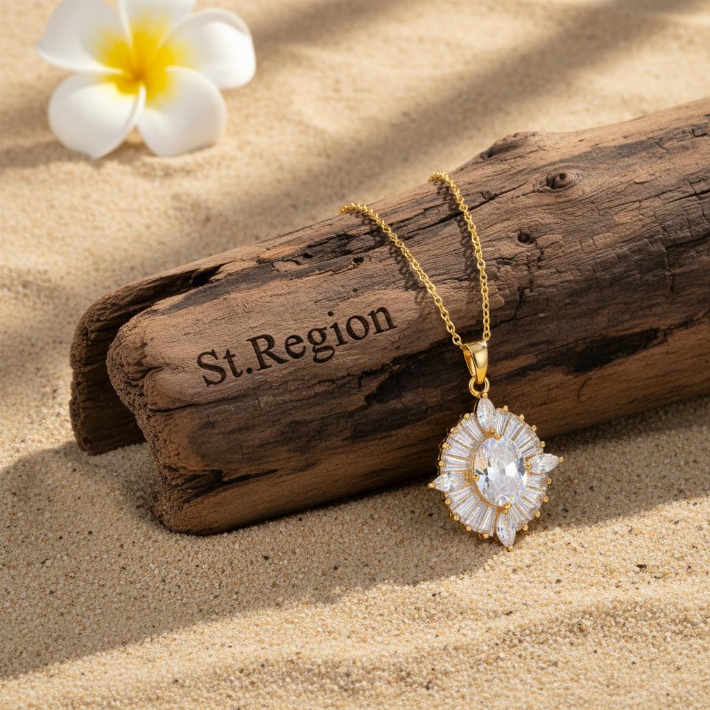 Clear Crystal and 18K Gold-Plated Oval Pendant Necklace, gold pendant necklace for women, detail close-up