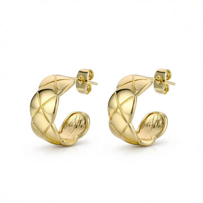 18K Gold-Plated C-Shape Quilt Pattern Huggie Earrings, gold huggie earrings, vintage-inspired design, side view