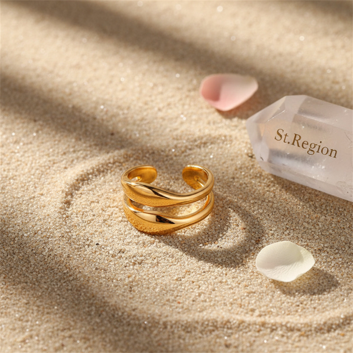 18K Gold-Plated Abstract Layered Ear Cuff - Street Region