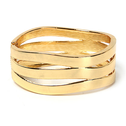 18K Gold-Plated Wave Layered Hinge Bracelet, gold bangle bracelet, vintage-inspired design, front view