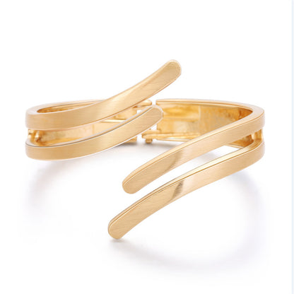 18K Gold-Plated Wing Open Bypass Coil Bracelet, gold bangle bracelet, everyday style, front view