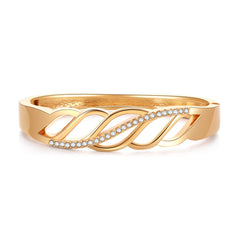 Cubic Zirconia & 18K Gold-Plated Cutout Leaf Bangle