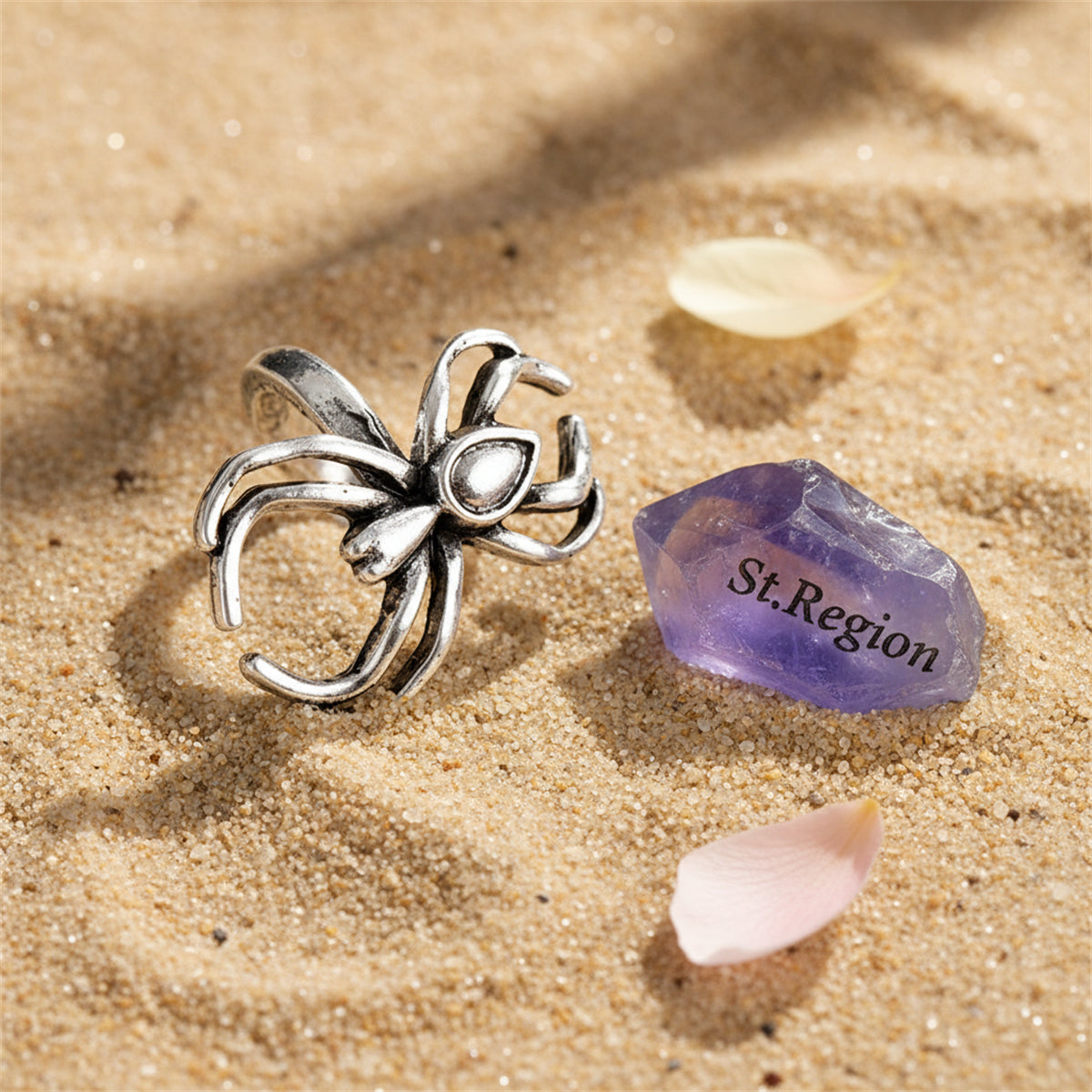 Silvertone Spider Ear Cuff