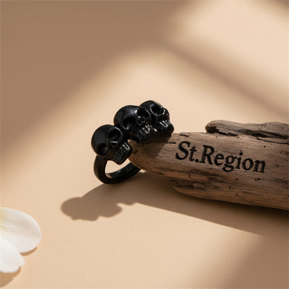 Blacktone Three-Skulls Ear Cuff
