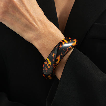 Amber Leopard Print Irregular Resin Bangle, bangle bracelet, elegant gift for her, lifestyle look