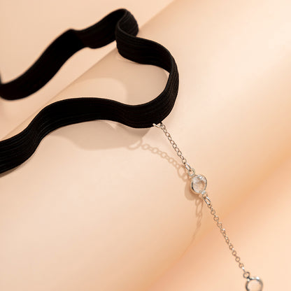 Crystal and Silver-Plated Garter Thigh Chain, silver pendant necklace for women, dainty minimalist design, lifestyle look