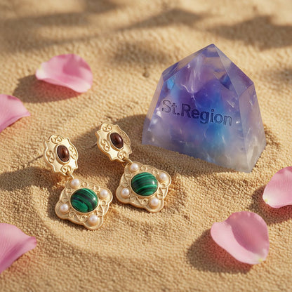 Green Malachite and Pearl 18K Gold-Plated Rhombus Drop Earrings, gold drop earrings for women, detail close-up