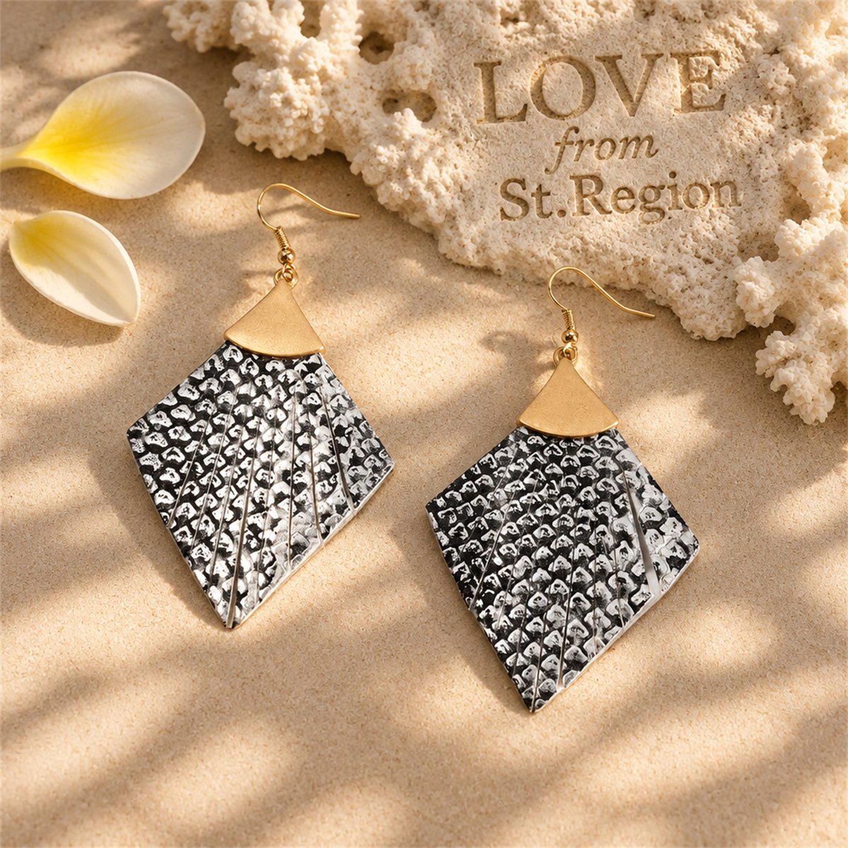 Gray Polyurethane and 18K Gold-Plated Snake-Print Rhombus Drop Earrings, gold drop earrings for women, lifestyle look
