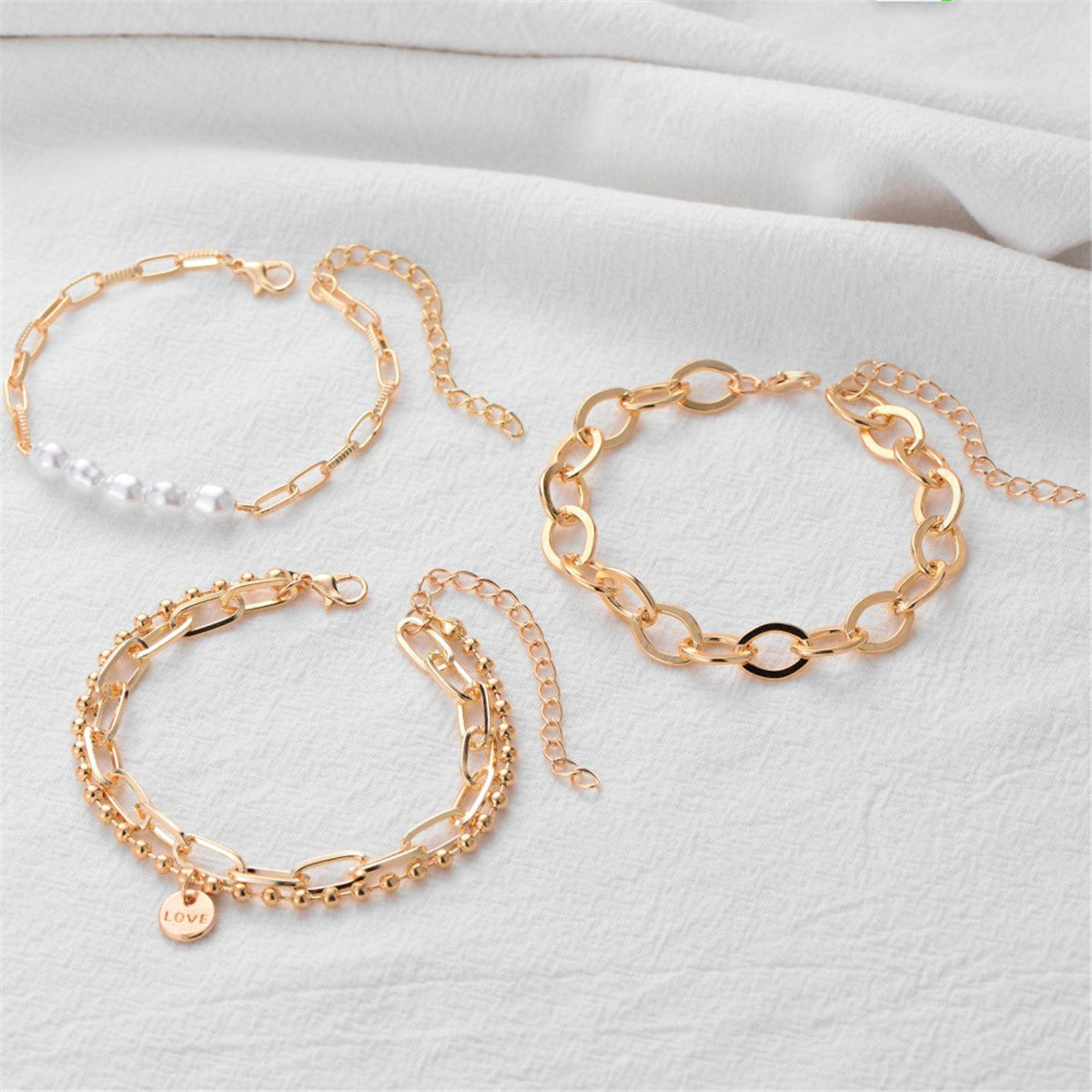 Pearl and 18K Gold-Plated Cable Chain Bracelet Set, jewelry gift sets for women, elegant gift for her, side view