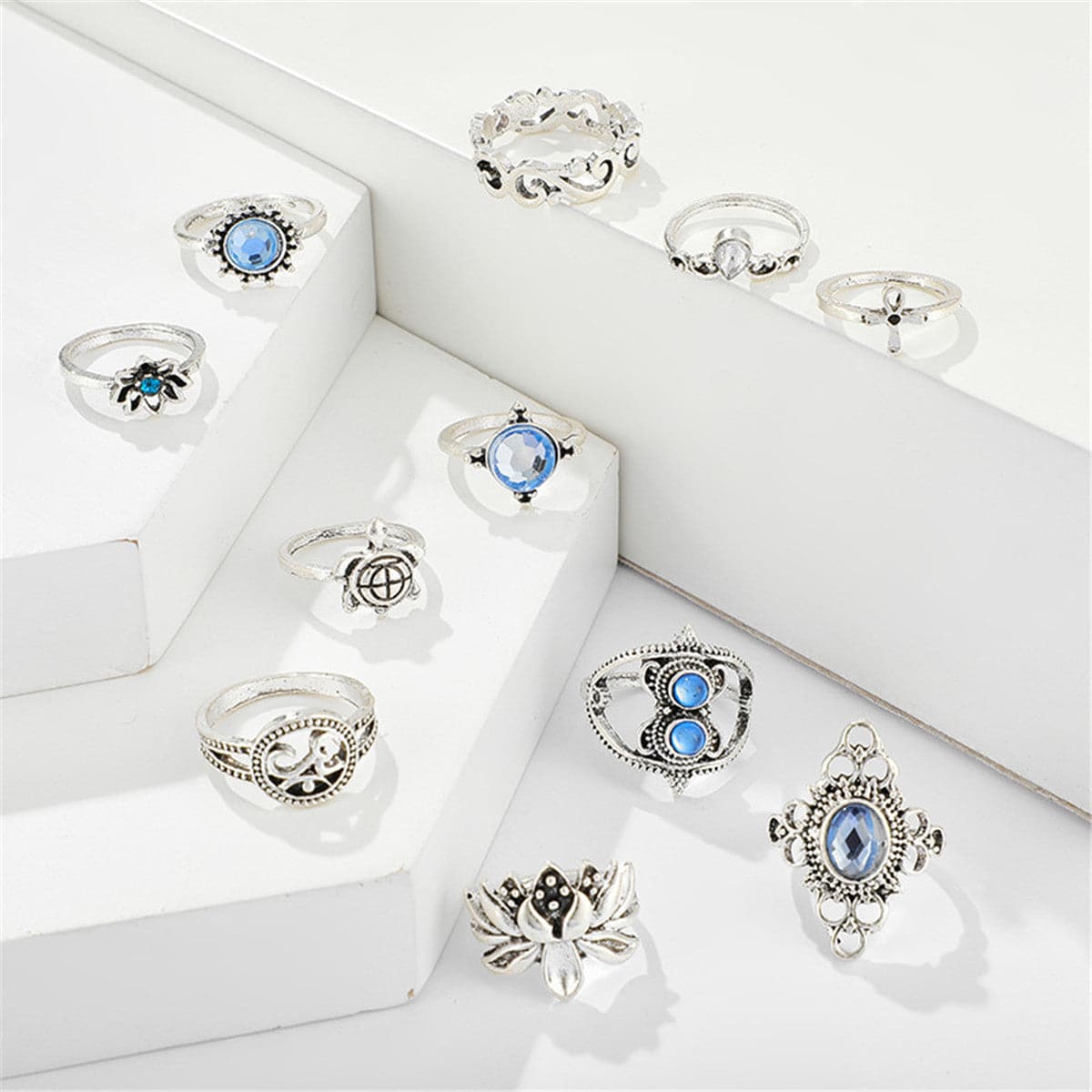 Cubic Zirconia and Silver-Plated Tortoise Ring Set, jewelry gift sets for women, dainty minimalist design, side view