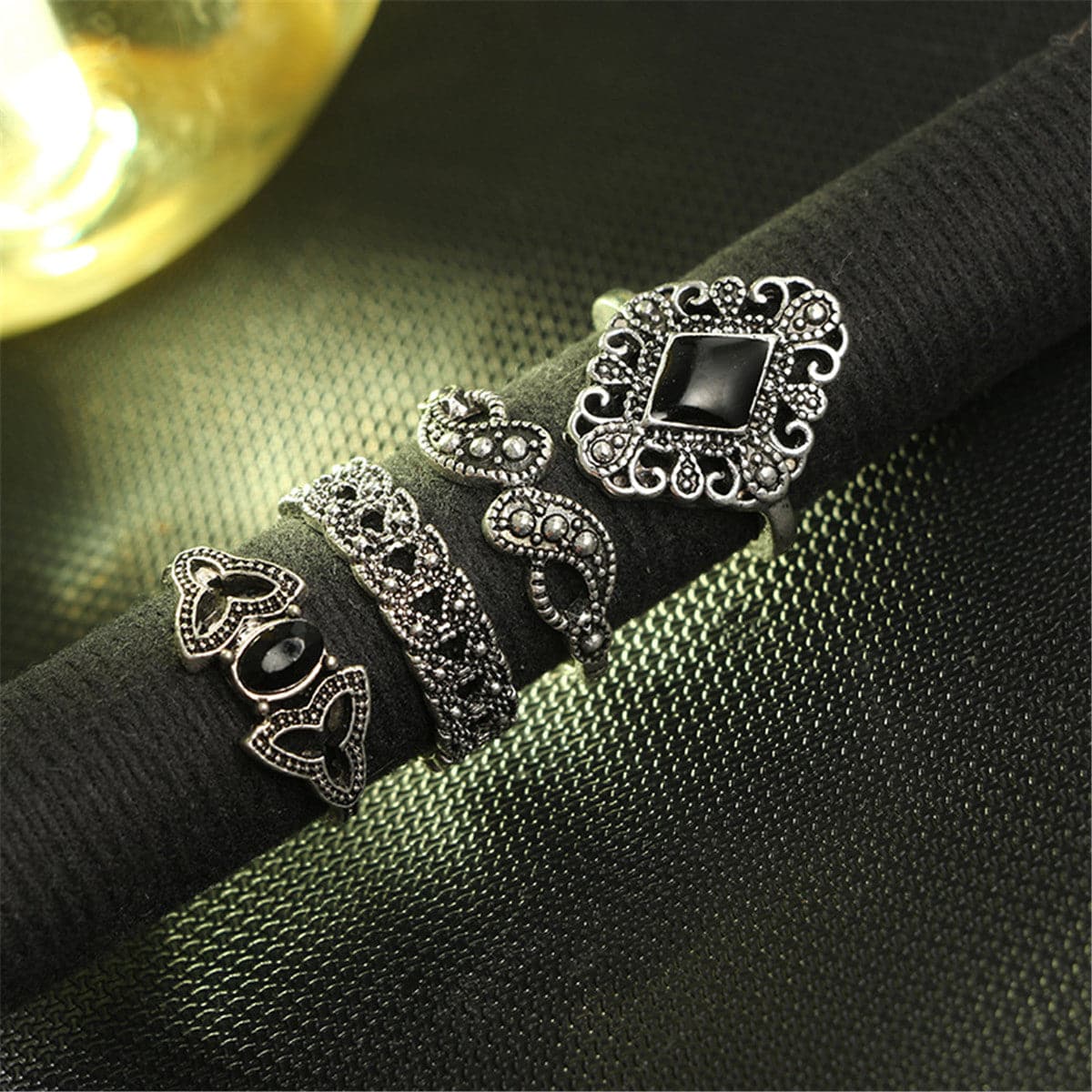 Cubic Zirconia and Resin Silver-Plated Sunflower Ring Set, jewelry gift sets for women, vintage-inspired design, side view