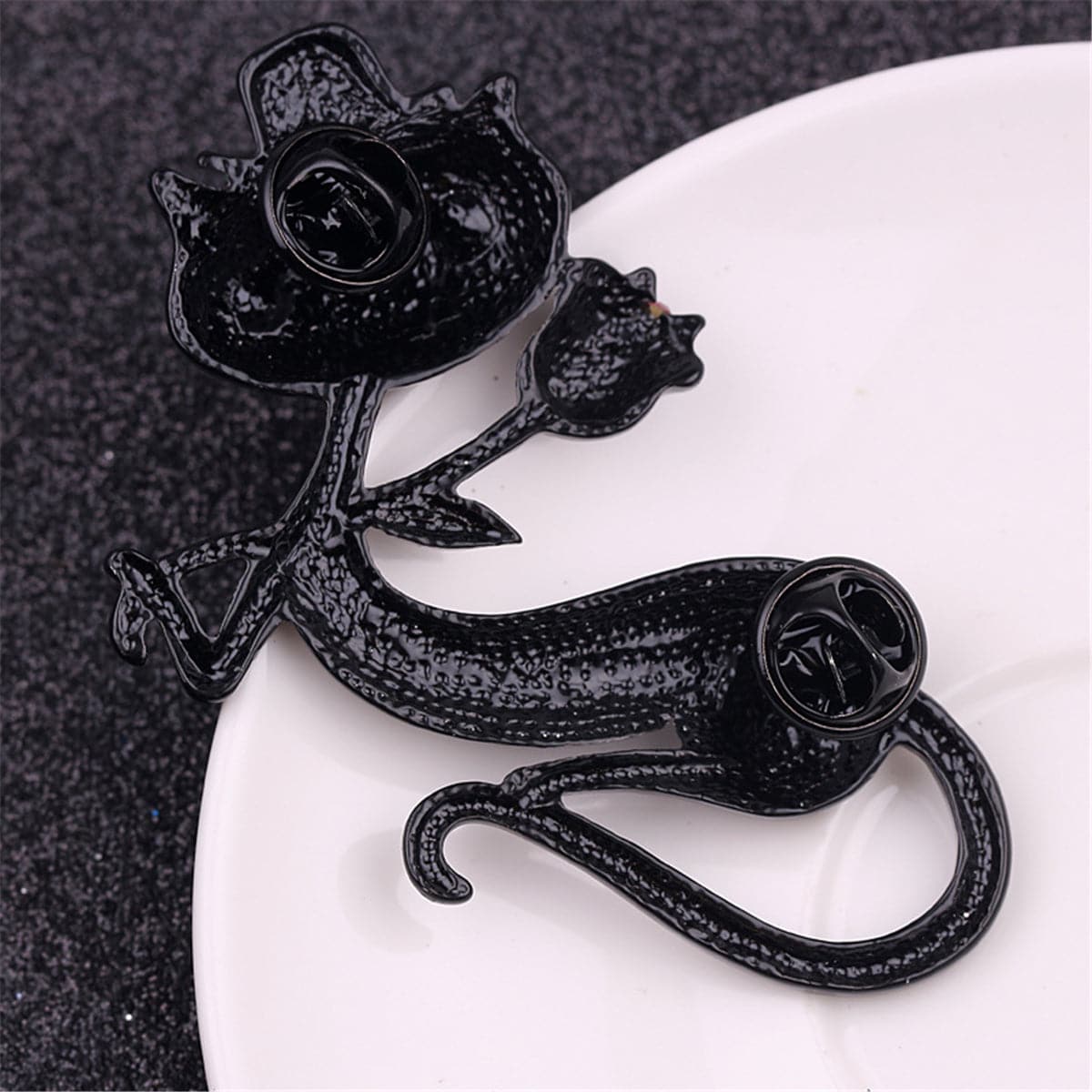 Black Elegant Cat Brooch - streetregion