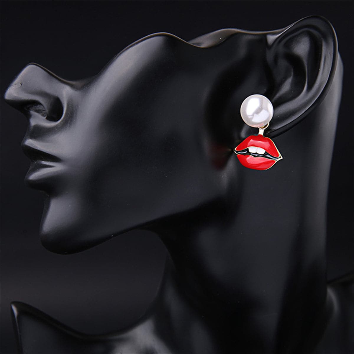 Imitation Pearl & 18k Gold-Plated Lips Stud Earrings - streetregion