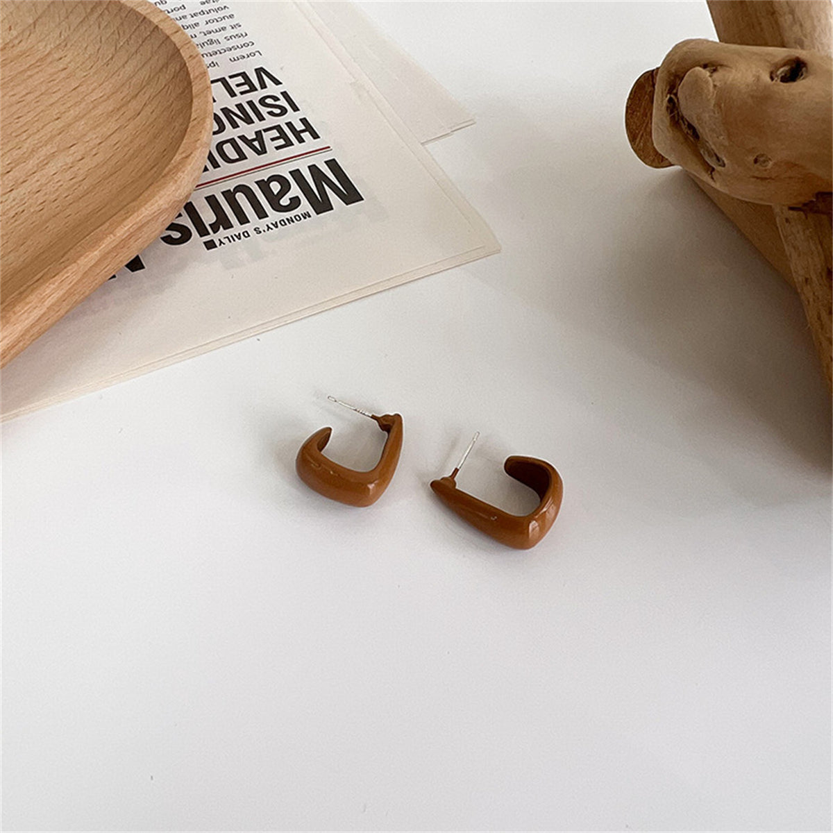 Coffee Enamel and Silver-Plated U-Shape Huggie Earrings, silver huggie earrings, elegant gift for her, detail close-up