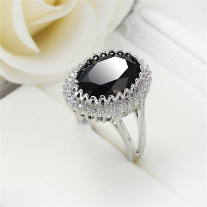 Black Crystal and Cubic Zirconia Oval Ring, statement rings for women, dainty minimalist design, side view