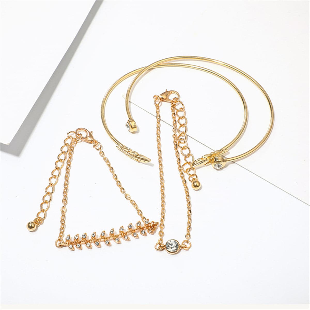 Cubic Zirconia and 18K Gold-Plated Leaf Charm Bracelet Set, gold bracelet for women, dainty minimalist design, lifestyle look