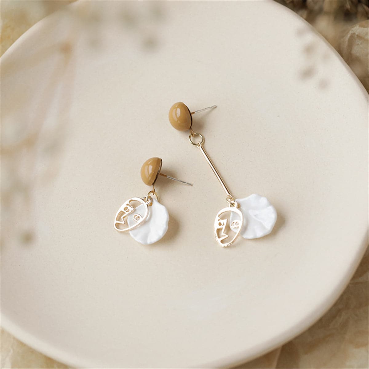 Taupe Acrylic and Shell Face Asymmetrical Drop Earrings, drop earrings for women, everyday style, lifestyle look