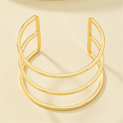 18K Gold-Plated Layered Cuff, gold bracelet for women, dainty minimalist design, detail close-up