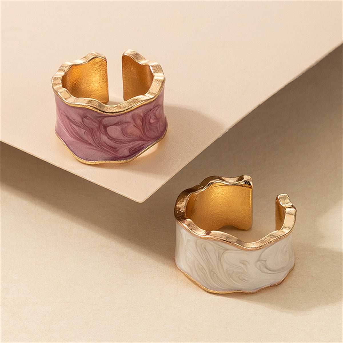 Purple and White Enamel Marbled Abstract Adjustable Band Set, statement rings for women, detail close-up