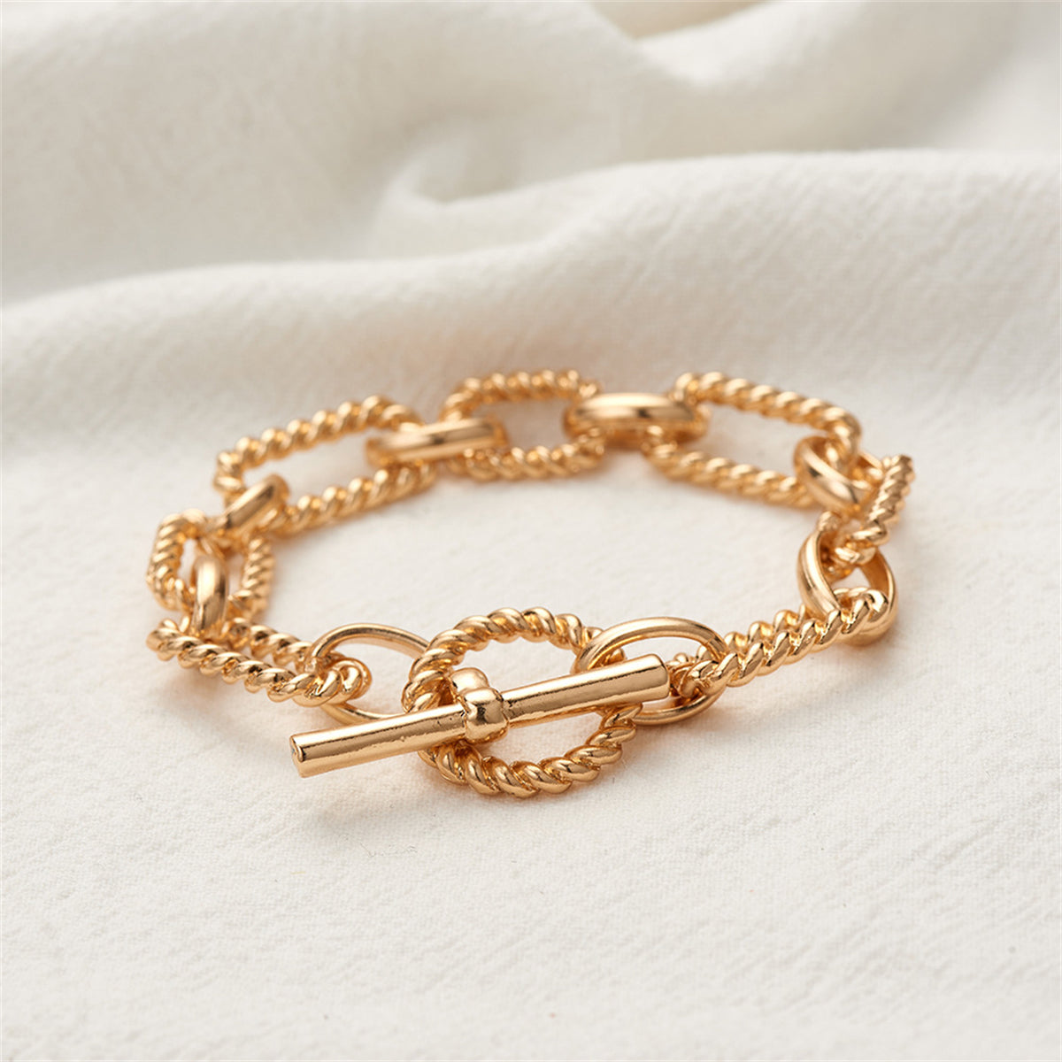 18K Gold-Plated Twine Oval Toggle Bracelet