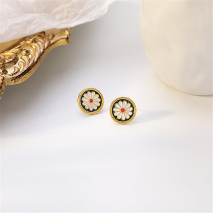 Black Enamel and 18K Gold-Plated Mum Round Stud Earrings, gold stud earrings for women, detail close-up